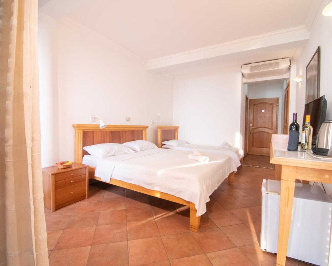 Apartments And Rooms Levantin Inn 스베티스테판 외부 사진