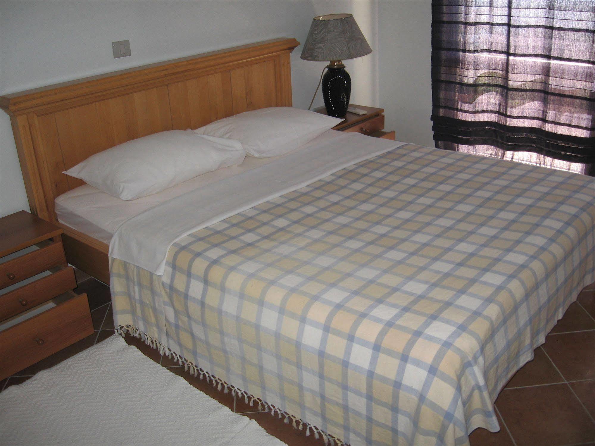 Apartments And Rooms Levantin Inn 스베티스테판 외부 사진