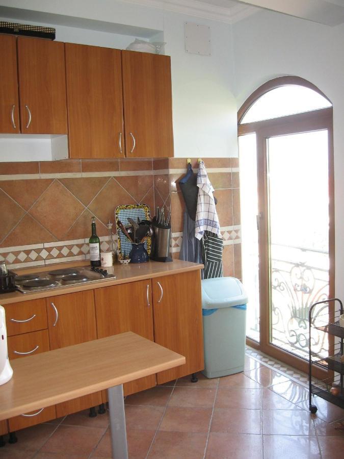 Apartments And Rooms Levantin Inn 스베티스테판 객실 사진